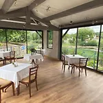 Otel Les Griffons 3*