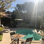 Les Griffons Otel