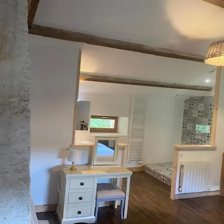 Les Griffons Hotel 3*