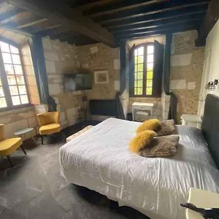 Les Griffons Hotel