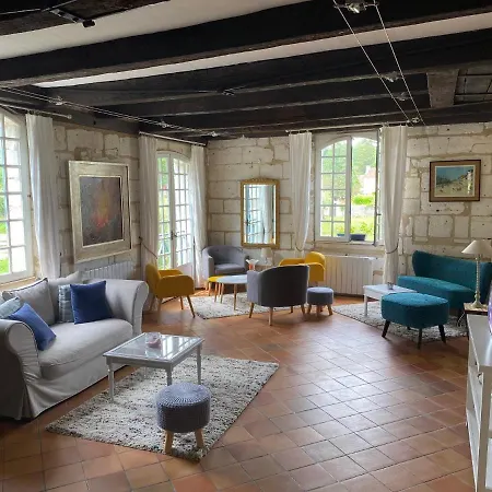 Les Griffons Hotel 3*