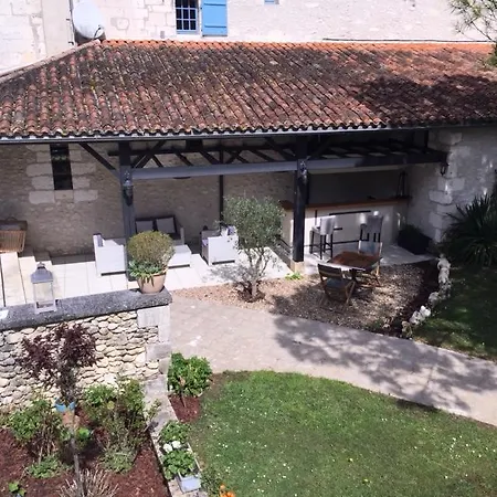 Les Griffons Hotel 3*
