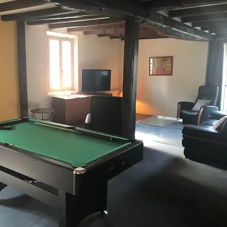 Les Griffons Hotel
