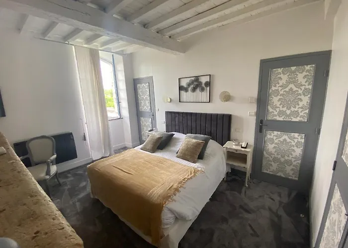 Les Griffons Bourdeilles