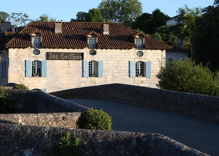 Les Griffons Hotel