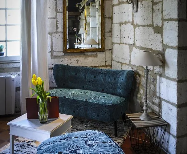 Les Griffons Hotel Bourdeilles