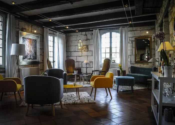 Les Griffons Hotel 3*