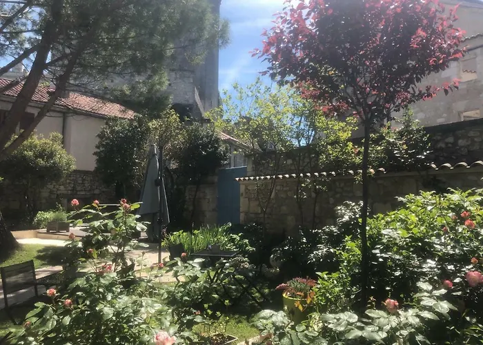 Les Griffons Hotel 3*